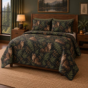 Midnight Tufts Maine Coon Cat Quilt Set, angled maine coon cat bedroom view