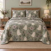 Friendly Ghost Garden Halloween Quilt Set, front halloween home decorating bedroom view