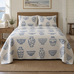 Porcelain Lines Pottery Quilt Set