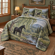 Willow Creek Horse American Quarter Horse Quilt Set, angled american quarter horse bedroom view