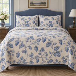 Blue Berry Toile Strawberry Lovers Quilt Set