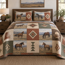 Terracotta Trail Print Horse Prairie Patchwork Print Quilt Set