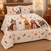 Costume Parade Doodle Goldendoodle Halloween Quilt Set, angled Goldendoodle bedroom view