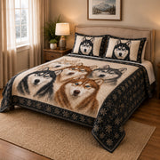 Siberian Husky Winter Quilt Set: close view of the quilt artwork showing Siberian Husky Winter