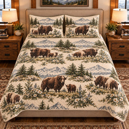 Yak Country Toile Quilt Set, Farmhouse Bedding Gift for Animal Lovers
