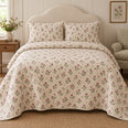 Red Clover Ditsy Floral Quilt Set, Cozy Cottage Bedding, Thoughtful Gift for Her