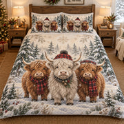 Christmas Highland cow family quilt set – front view