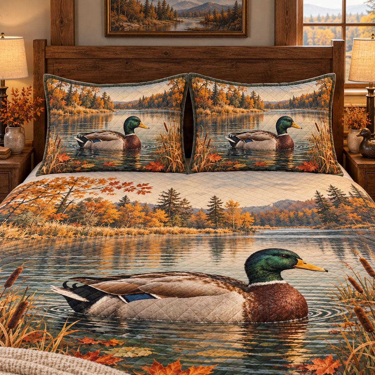 Mallard duck autumn lake quilt set – right angle