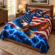 Patriotic eagle lightning quilt set – left angle