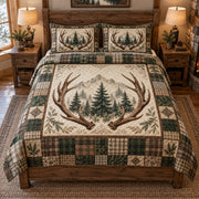 Woodland deer antler plaid quilt set – front view