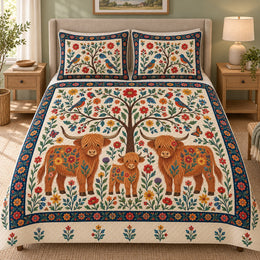 Highland Cow Folk Art Tree of Life Quilt Set