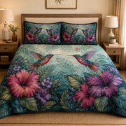 Hummingbird Hibiscus Floral quilt design with coordinating pillow shams